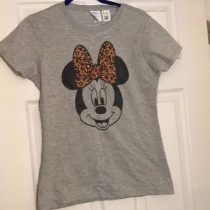 Grey Minnie Mouse t-shirt